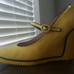 Isabel Toledo Platform Wedges SZ 10
